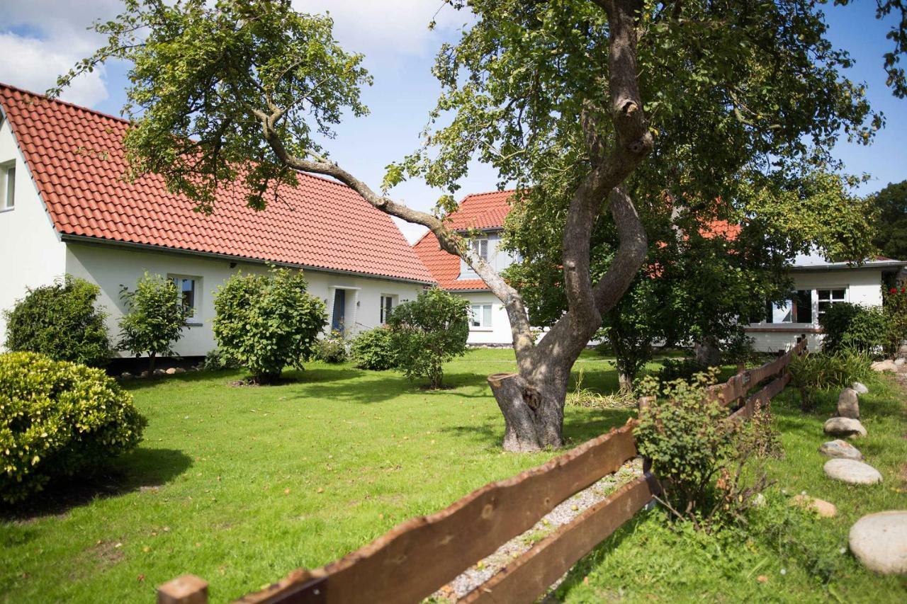 Ostseehotel Hunhoi Niesgrau Exterior foto